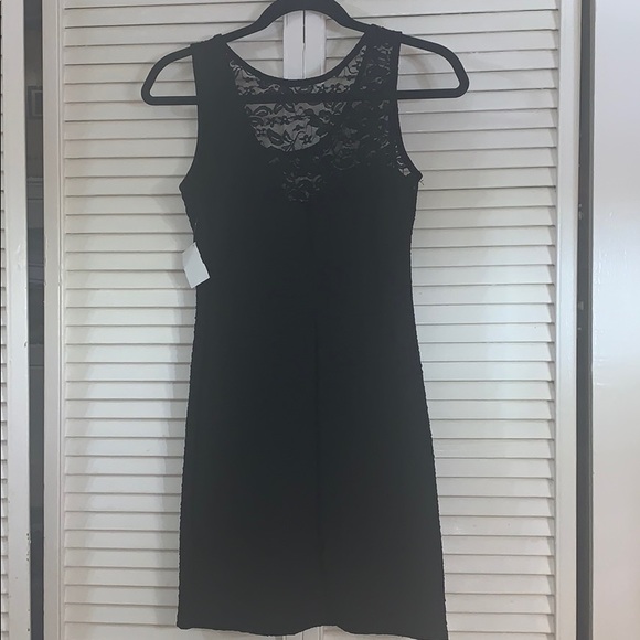 Must-Have Little Black Dress - Picture 3 of 4